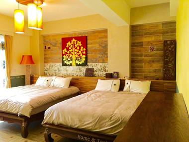 Home & Teak Homestay