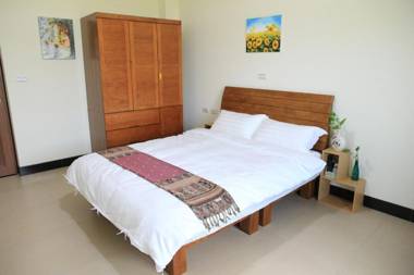 Ancient Official Road Homestay