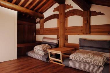 新龍頭古厝民宿Shin Long Tou B&B