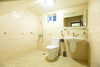 100 Per Centum Homestay