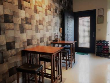 Railway Traveler B&B