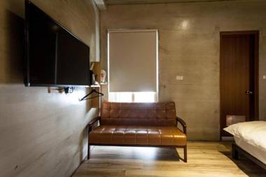 40Inn Backpackers Warehouse