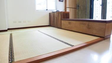 17 years old coffee hostel