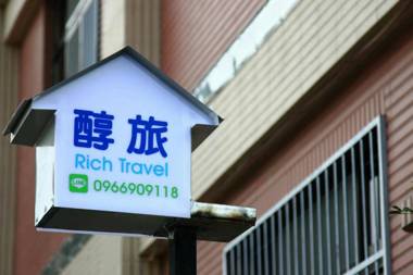 Rich Travel