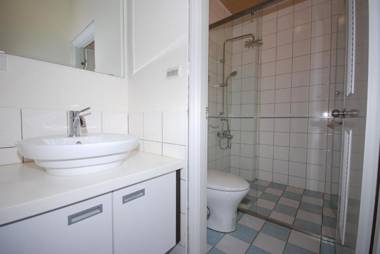 after hill Greenhouse Resort