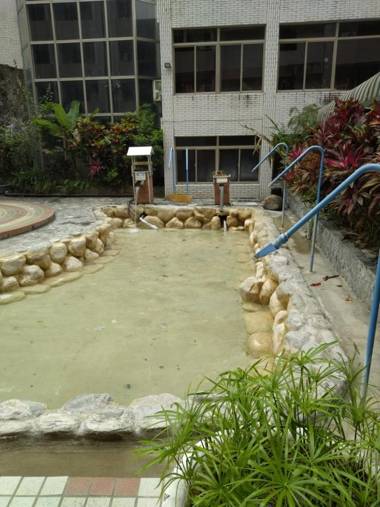 Zhiben hotspring Heping Guesthouse