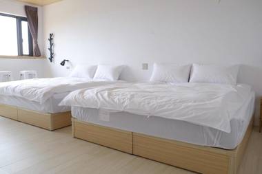 Kumokuru 雲山初露