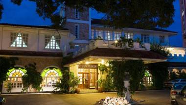 Protea Hotel by Marriott Dar es Salaam Courtyard