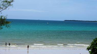 Kipepeo Beach and Village