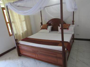 Kivulini Lodge and Restaurant