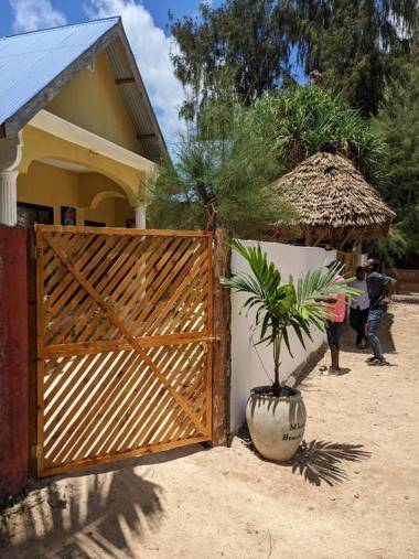Mkadi Beach House