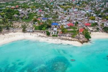 Chikachika Beach B&B