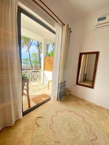 Chikachika Beach B&B