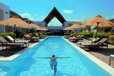 Dhow Inn Boutique Hotel