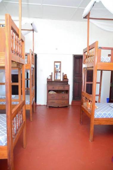 Sanaa hostel
