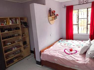 Beautiful & Stylish 2-Bedroom Apartment in Karatu