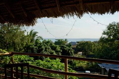 La Fontana Restaurant & Bungalows