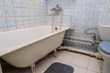 Бюджетная 1к метро Героев Труда