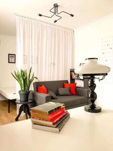 Birdie Home at Nauky metro