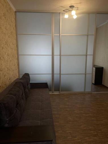 Студія 7 в Вілле Жаткіна біля ТЦ Нікольский