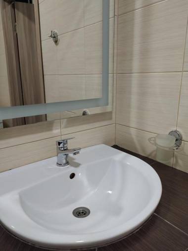 Студія 4 в Вілле Жаткіна біля ТЦ Нікольский