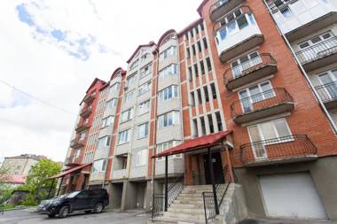 2 кім. квартира з видом на озеро+5 хв доцентру