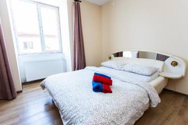 В Самому центрі міста 3 хв ходьби до ЖД вокзалу