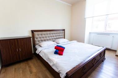 В Самому центрі міста 3 хв ходьби до ЖД вокзалу