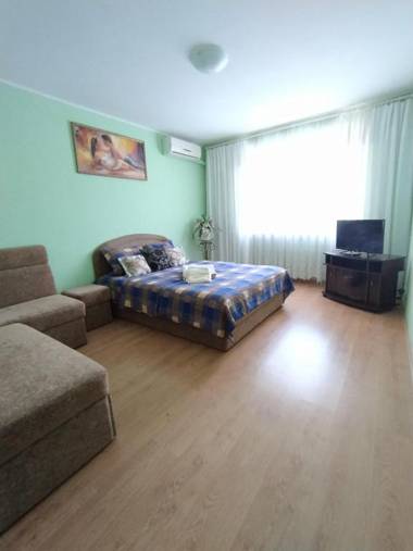 Центр. уютная квартира р-н Универ. ПУЭТК.Т Листопадотеля АЛЛЕЯ ГРАН