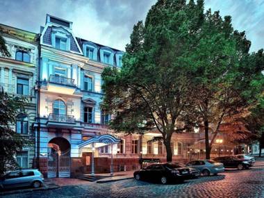 Continental Hotel