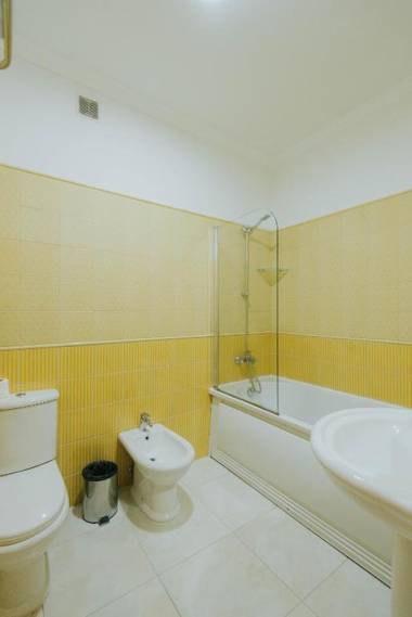 Premier Geneva Hotel