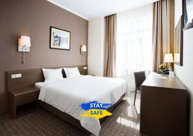 Alexandrovskiy Hotel