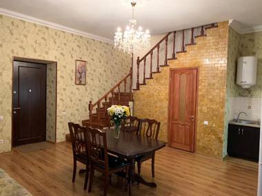 Apartment on Zhukovskogo