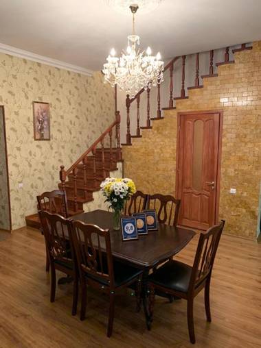 Apartment on Zhukovskogo