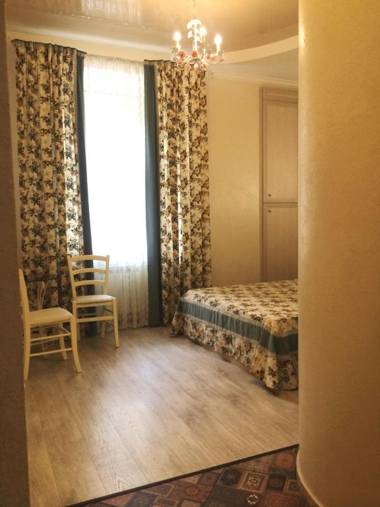 Studio near Deribasovskaya