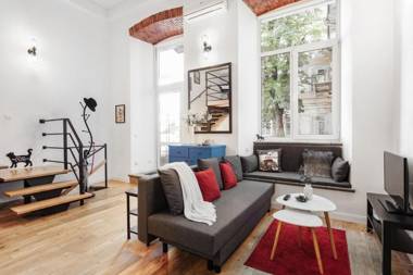 Two-Bedroom on Lanzheronskaya