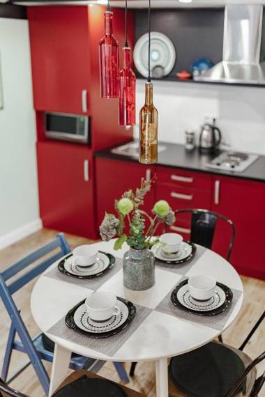 Two-Bedroom on Lanzheronskaya