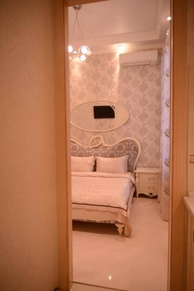 Deribasovskaya/Gavanaya