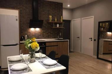 NEW Chkalov Tower City View 24/7 GYM + Playground