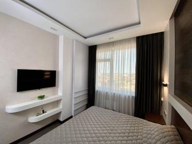 "Pearl 17" Sea View Elite Apartments in Historical Centre of Odessa