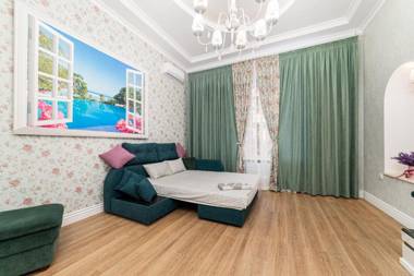 Vorontsov Lane 3-bedrooms Apartment