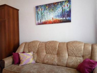 Best Apartments on Kyryla & Mefodia