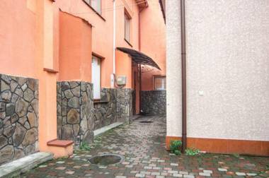 Apartments Domovik on Valenberga 3