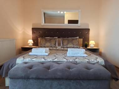 Mountain View Lux with balcony