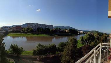 Wonderful Panoramic View Apartment