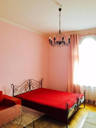 Lviv's Prospekt Shevchenka Apartments