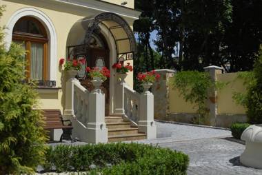 Luxury Boutique Andreevskiy