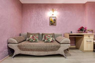 Центр апартаменти цілком спальня і кухня- студія балкон кондеціонер