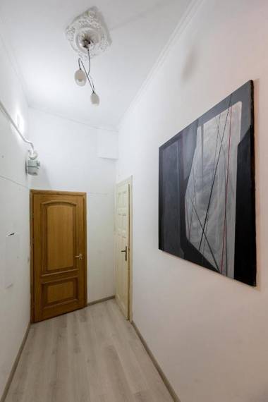 LEOGRAND Apartment On Khmelnytskoho 11