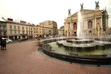Romantic in Lviv 500m from Opera